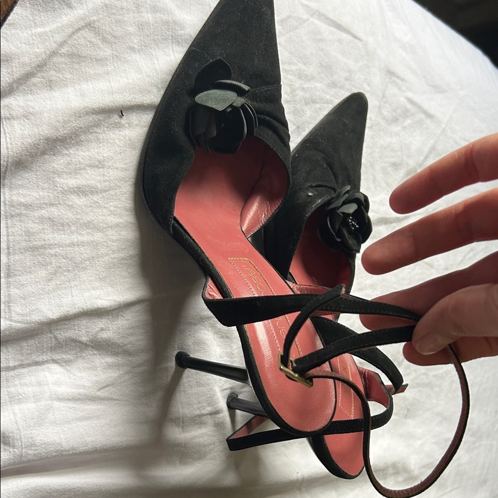 SERGIO ROSSI Black 100% Suede Flowered Ankle Strap 4" Stiletto Heels Sz EU 39 - Picture 3 of 16